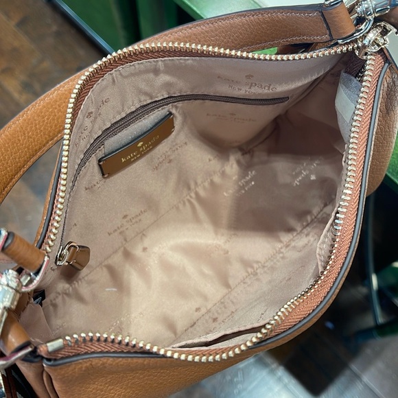 Kate Spade Rosie Shoulder Bag With Tech Attachment AirPod 
Warm Gingerbread 
NWT - Picture 5 of 16